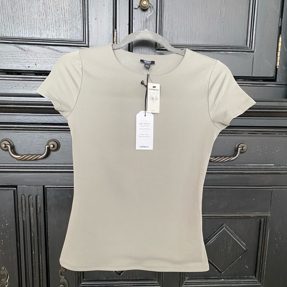 NWT EXPRESS Body Contour Top Gray S